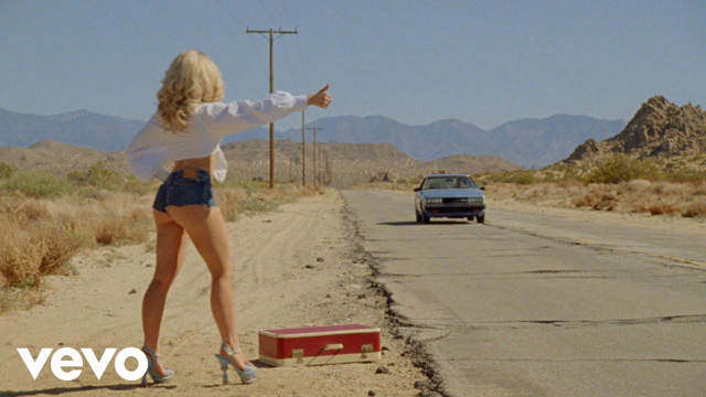 Sabrina Carpenter - Manchild (Official Video)